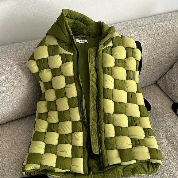 RARE Jijil vest never worn